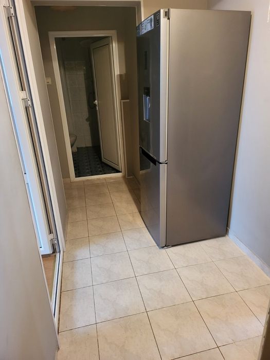 Дава се под наем Двустаен апартамент в Силистра, Изток - 70 кв.м за 204 € - Снимка #2