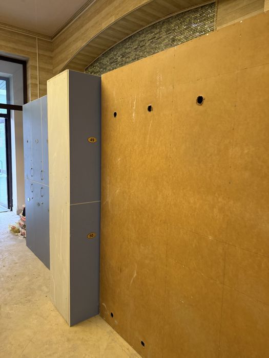 Шкавчики для спортзала/ раздевалка