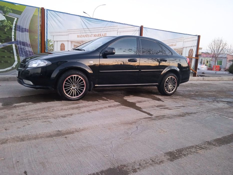 Gentra sroshni sotiladi