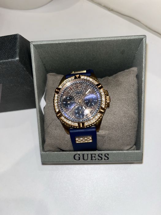 Дамски часовник Guess