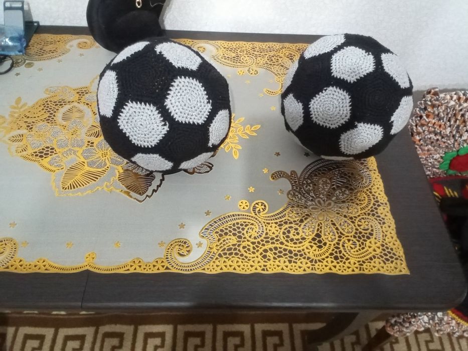 Связанные игрушки, носки