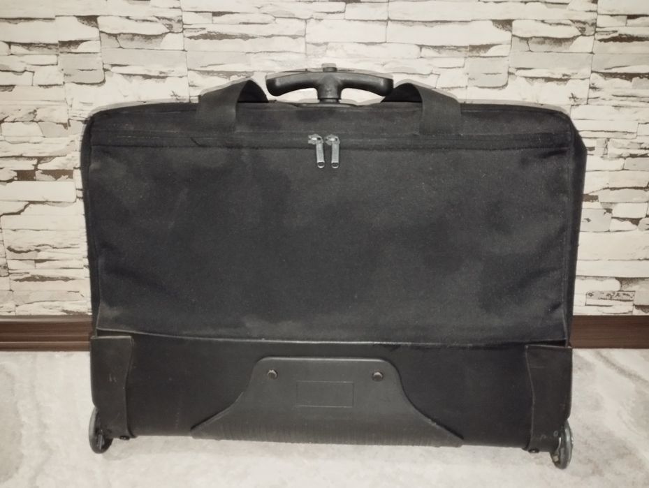 Продается дорожная сумка