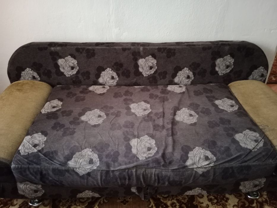 Продам диван б/у
