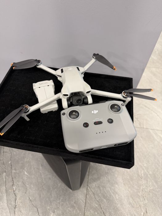 Drona Dji mini 3. Predare personala .