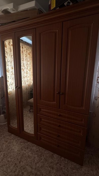 Продадут шифонер