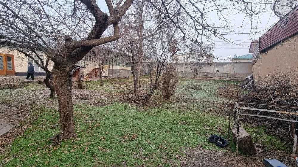 Продаётся участок на 1-ом линии Фасад 33х18 м