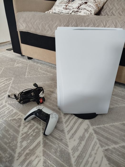 Продам Sony PlayStation 5.