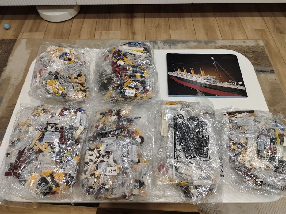 Продам копию Лего Титаник