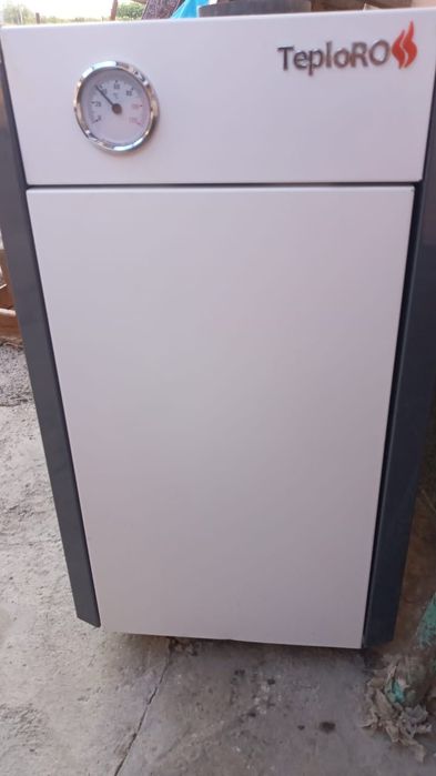 Газовый котел продам