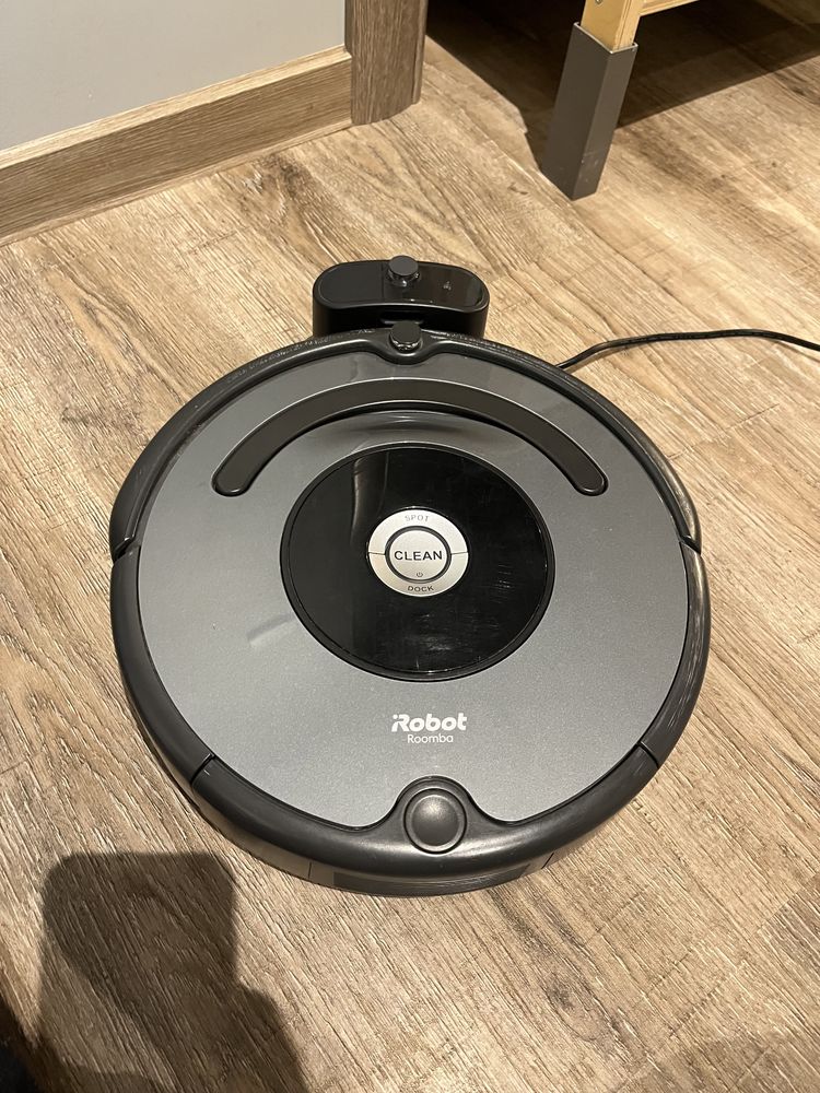 Roomba 676 online precio