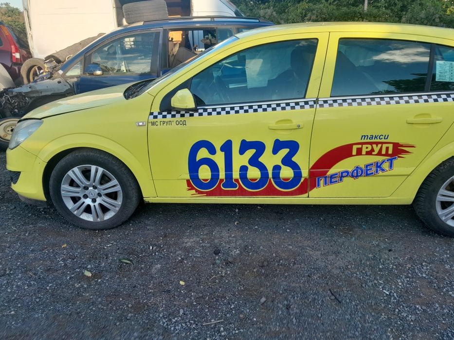 Продавам опел Астра на части