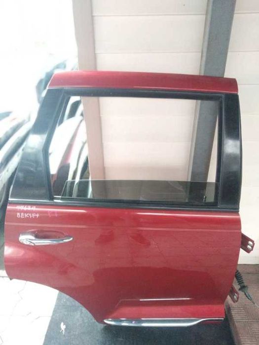 Дверь Chrysler PT Cruiser 2004