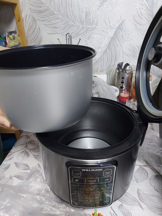 Мультиварка новая