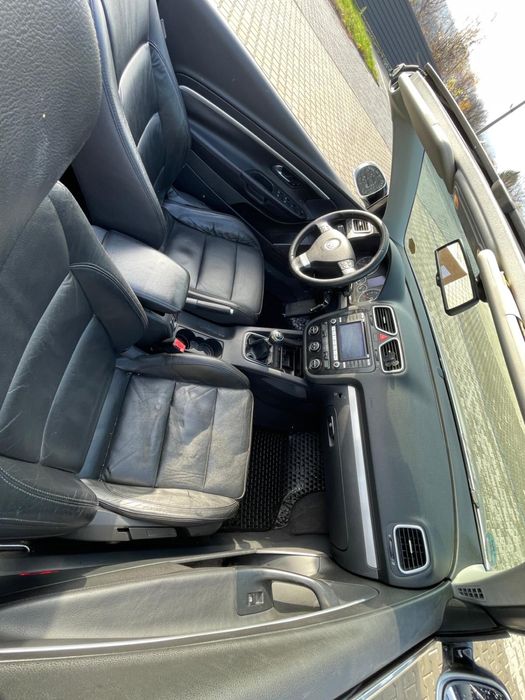 Volkswagen Eos “ Decapotabila