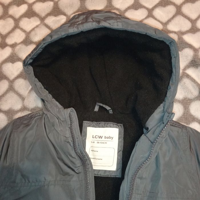 (noua) Geaca groasa LCWaikiki marimea 104