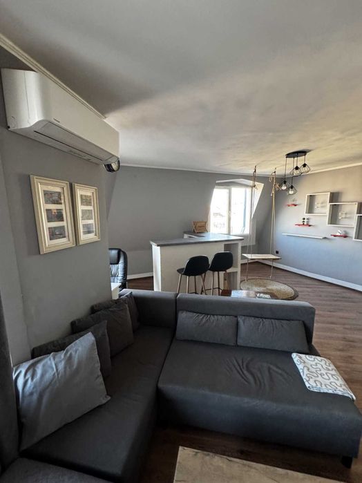 Дава се под наем Тристаен апартамент в Пловдив, Младежки Хълм - 110 кв.м за 668.1 € - Снимка #4