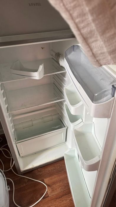 Продается холодильник