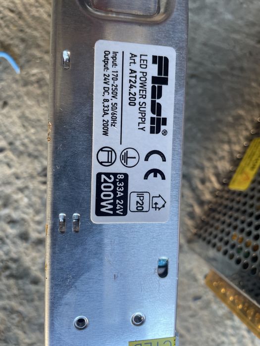 Lichidare Stoc: Lot 5 Surse / Alimentatoare LED NOI (24V și 12V) – Super Preț: 250 Lei Tot Lotul