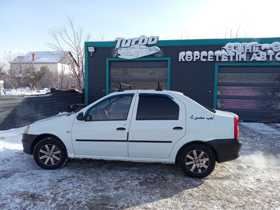 Продам машину Логан 2011г.