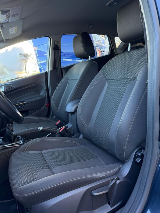 De vanzare Ford Fiesta Titanium