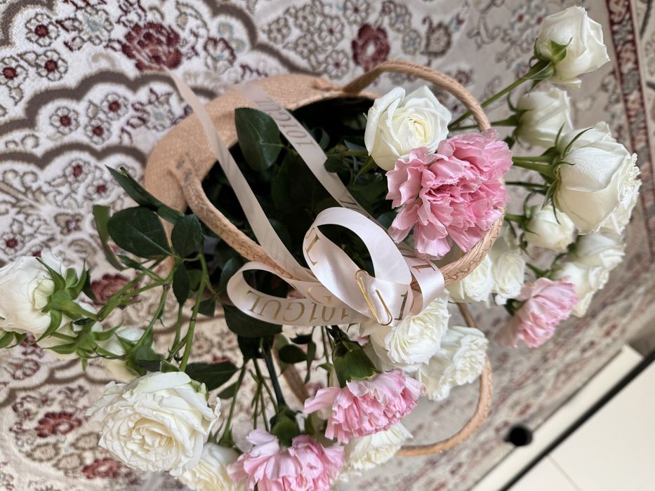 Цветы . Гул сатамын