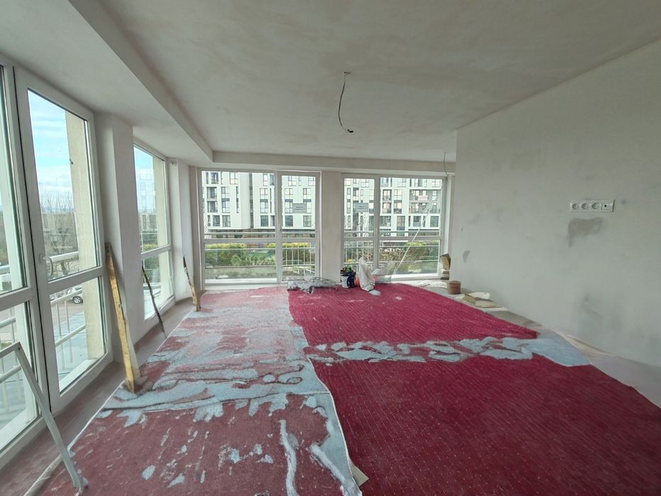 Продава се Тристаен апартамент в Бургас, Сарафово - 105 кв.м за 510 €/кв.м - Снимка #1