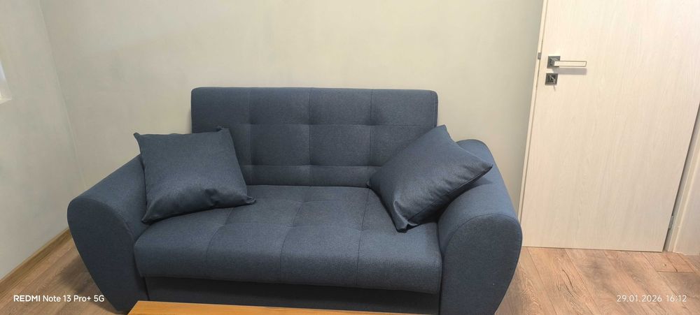 Нов двуместен диван