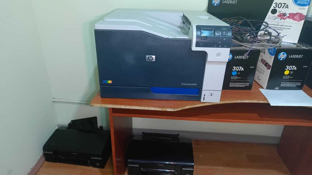 Срочно продам принтер дешево