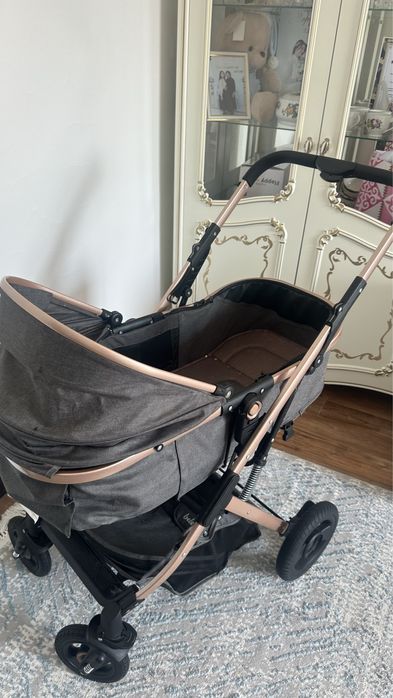 Детская коляска прогулочная