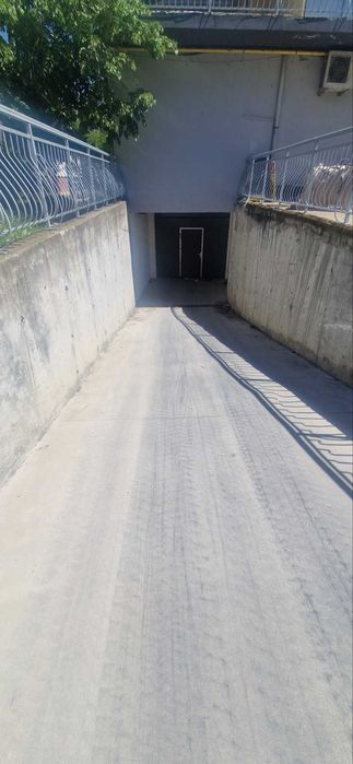 Дава се под наем Гараж / Паркомясто в Велико Търново, Стара част - 23 кв.м за 22950 € - Снимка #7