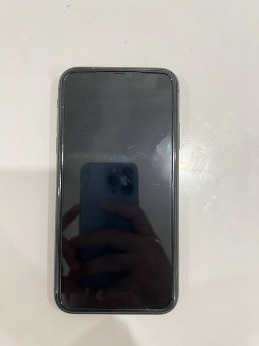Продам Iphone 11 64гб