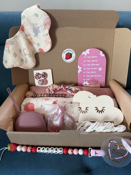 Плакет за бебе/дете, подарък за погача, украса за бебешка/детска стая