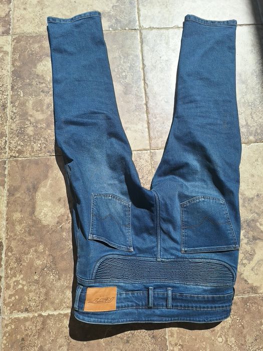 Blugi moto RST de la FC MOTO
