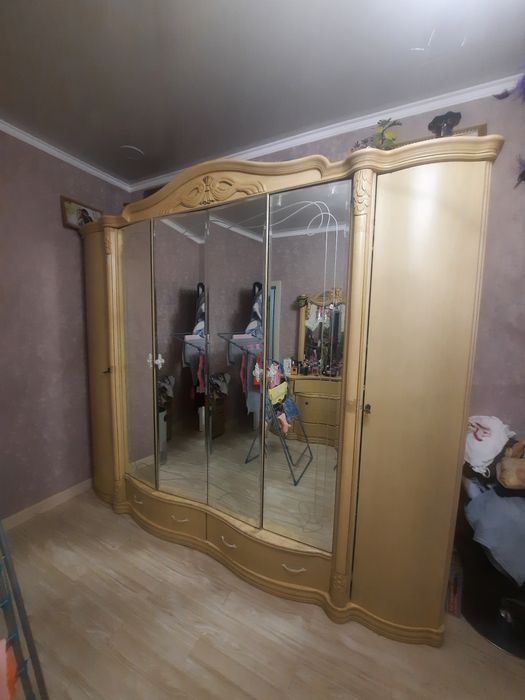 Продам мебель в спальню