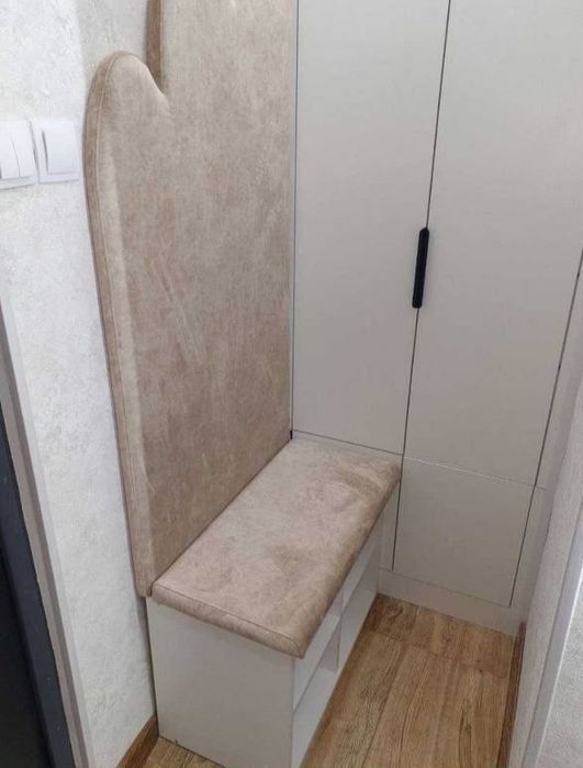 Turkiston metro oldida kvartira qizlarga srochno 1 ta qiz