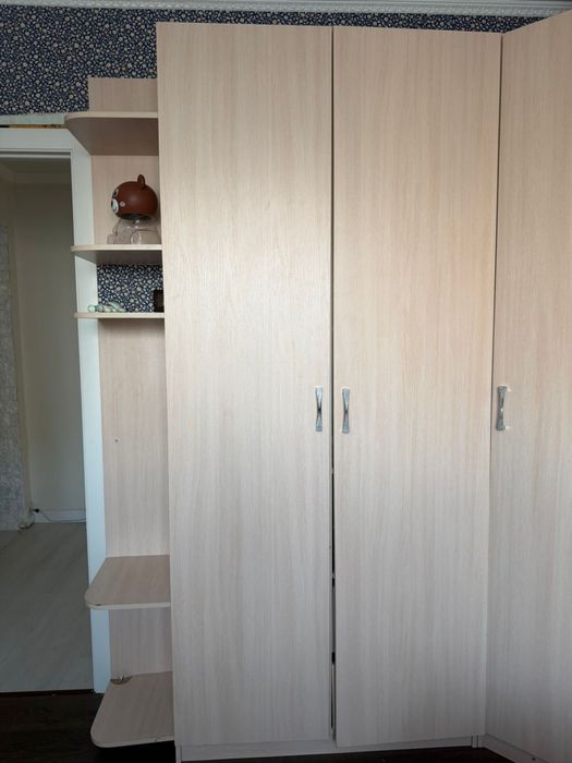 Продам мебель  шкаф кровать