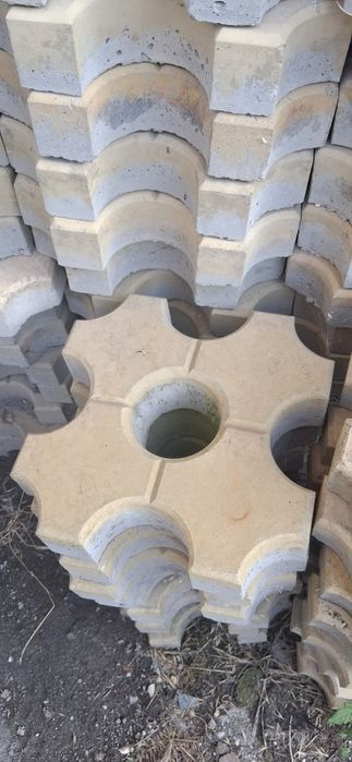 Бетонови кокали чисто нови