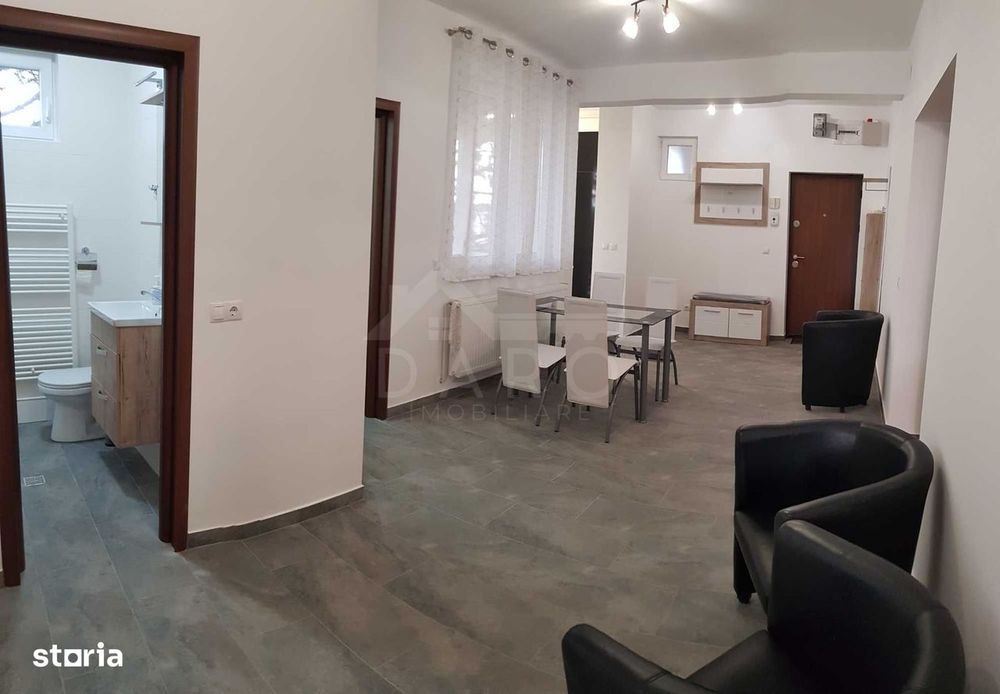 Închiriez apartament 4 camere zona rezidențială — fotografia 2