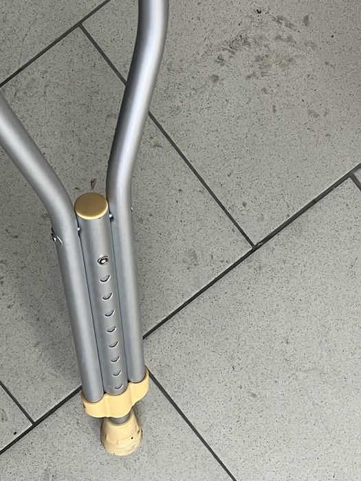 Продам костыли. Состояние новых.