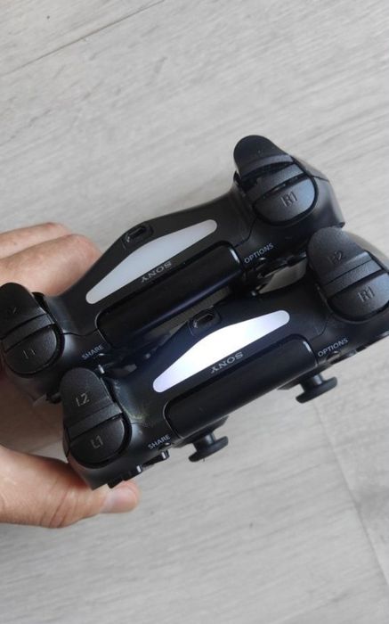 Controller PS4 Sony-produs cu probleme