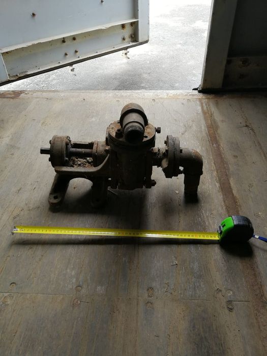 Водяной насос (гидропомпа)