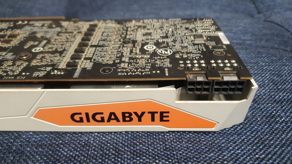 Gigabyte 1080 ti 11gb