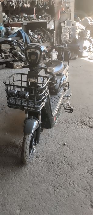 Электронный скутер sk8