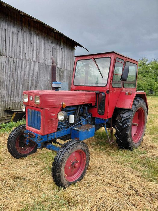 Tractor U650 1992 functional + Remorcă + Plug + Disc + Grapă | Acte | Stare foarte bună