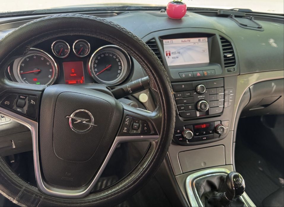 Vând Opel Insignia 1.8 benzină+GPL !