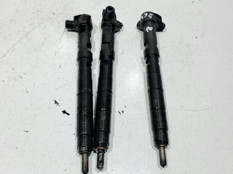 Injector Volkswagen Polo 5 (2009-2017)[6R] 1.2 tdi CFWA; CFW 03P130277
