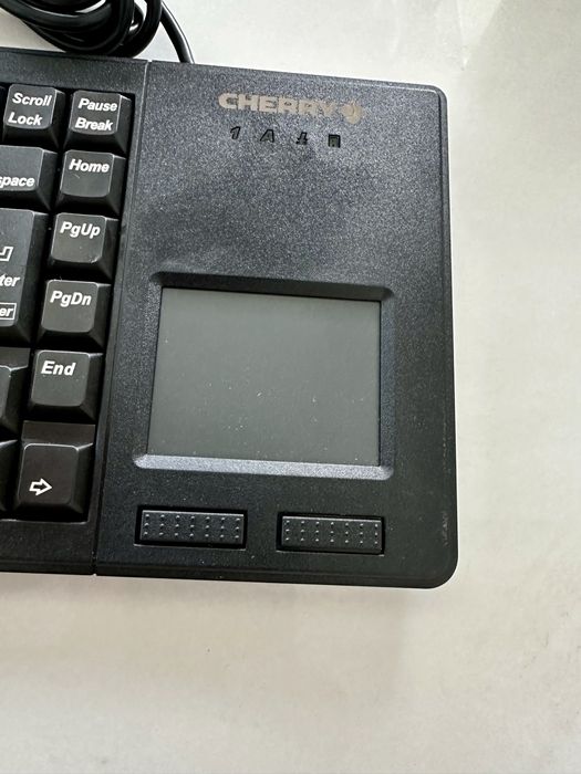 Tastatura cu touchpad CHERRY G84-5500LUMDE-2 - NOUĂ