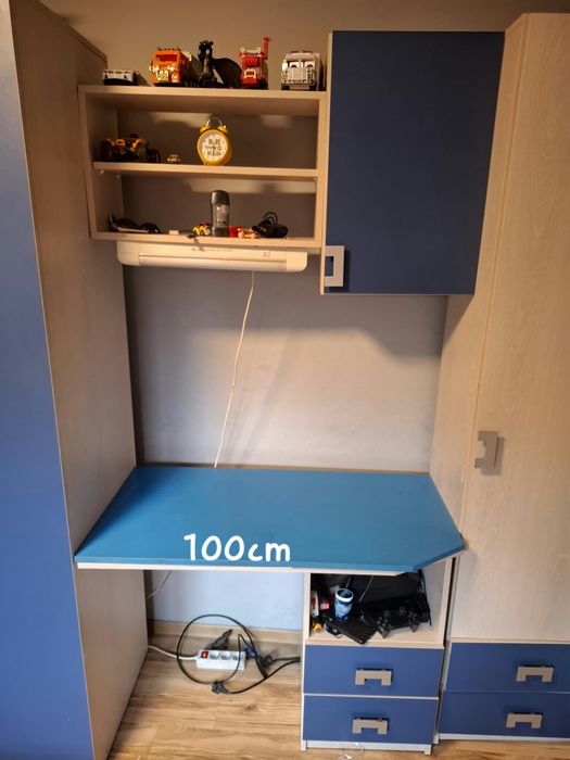 Set Mobila Albastra cu Crem de Lemn cu Birou si Noptiera