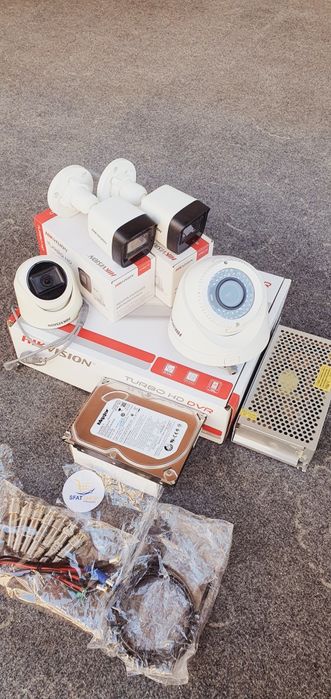 Hikvision kamera 4 kanalni + 4 kamera