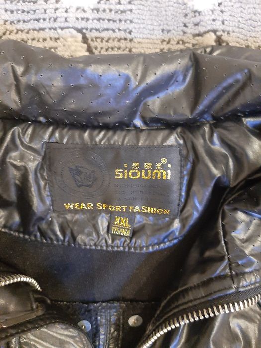 Куртка без патклат фирменный 40 размер